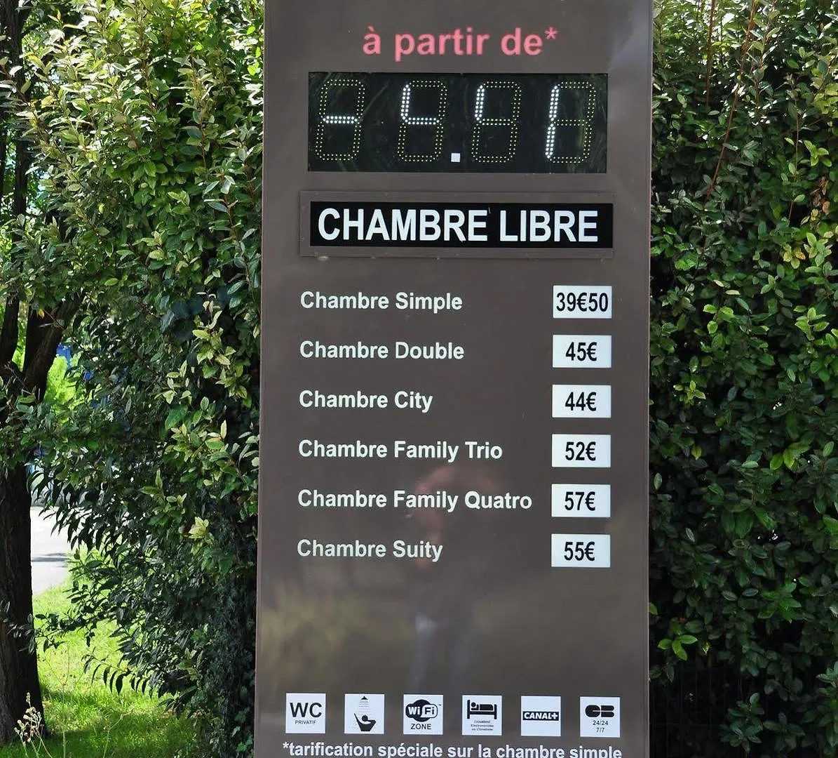 Lidotel Ramonville-Saint-Agne Hotel